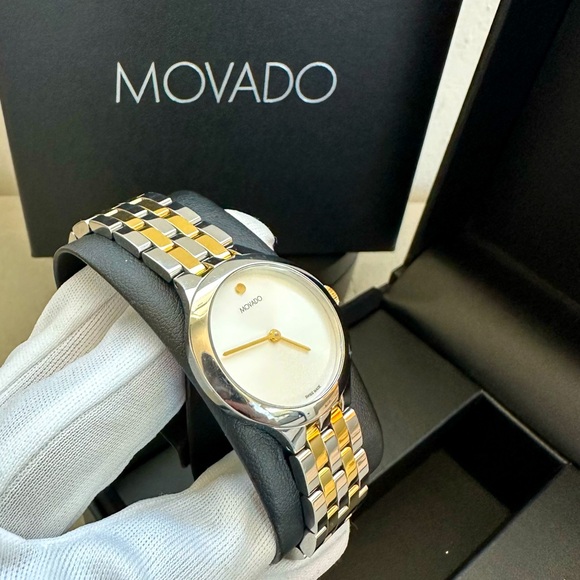 EUC authentic MOVADO Veturi Watch, 28mm two-toned - Picture 4 of 11